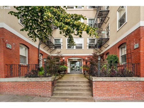 10-731 Sw King Ave, Portland, OR, 97035 | Card Image