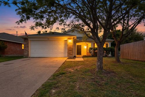 1502 Warrington Way, Forney, TX, 75126-6546 | Card Image