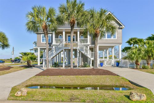 3635 Foremast Dr, Galveston, TX, 77554-6297 | Card Image