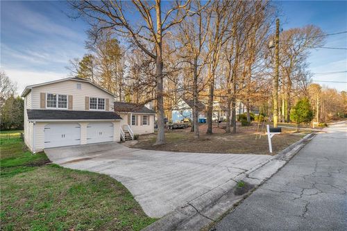 1450 Pine Creek Dr, Lawrenceville, GA, 30043-2746 | Card Image