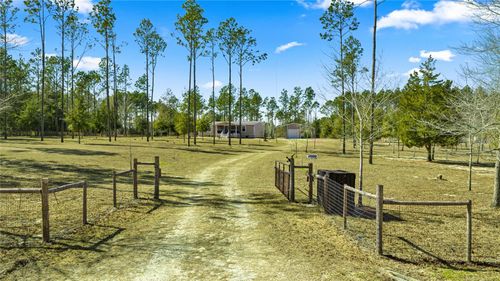 5130 Se 137th Ave, MORRISTON, FL, 32668-3723 | Card Image