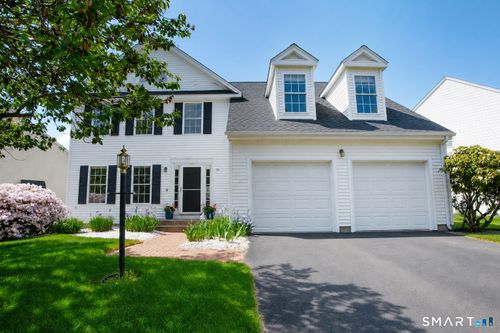 90-90 Fox Holw, Avon, CT, 06001-3694 | Card Image