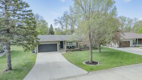 326 E 19th Street, Spencer, IA, 51301 | Card Image