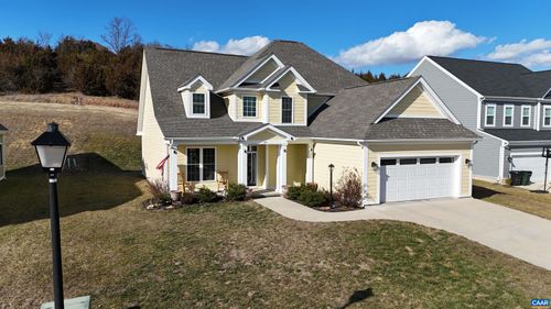 189 Windsor Dr, FISHERSVILLE, VA, 22939-2114 | Card Image