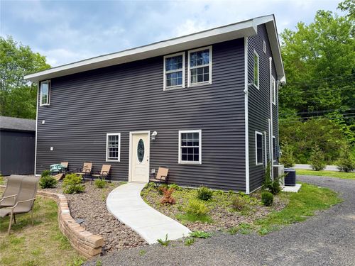 335 State Route 32 N, New Paltz, NY, 12561-3041 | Card Image