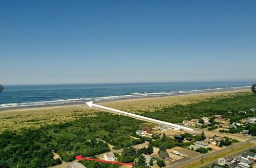 525 Sand Dune Ave Sw, Ocean Shores, WA, 98569-9510 | Card Image