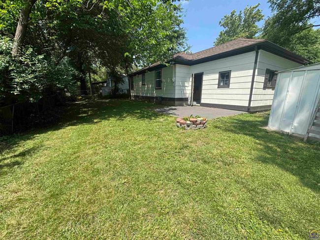 4301 Sw 23 Rd St, House other with 2 bedrooms, 1 bathrooms and null parking in Topeka KS | Image 11