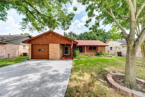 13634 Greenridge Dr, Sugar Land, TX, 77498-2227 | Card Image