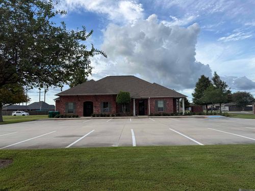 a-b-c-3834 New Prosperity Ln, Addis, LA, 70710-3051 | Card Image
