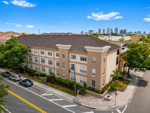 1229e-520 S Armenia Ave, TAMPA, FL, 33609-3551 | Card Image