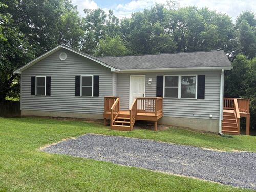 296 Bryce Blvd, MOUNT JACKSON, VA, 22842-9308 | Card Image