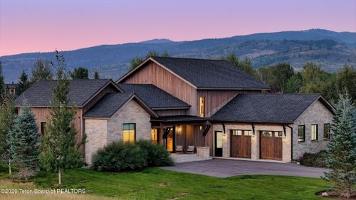 12 & 14 Hastings Dr, Victor, ID, 83455-5281 | Card Image