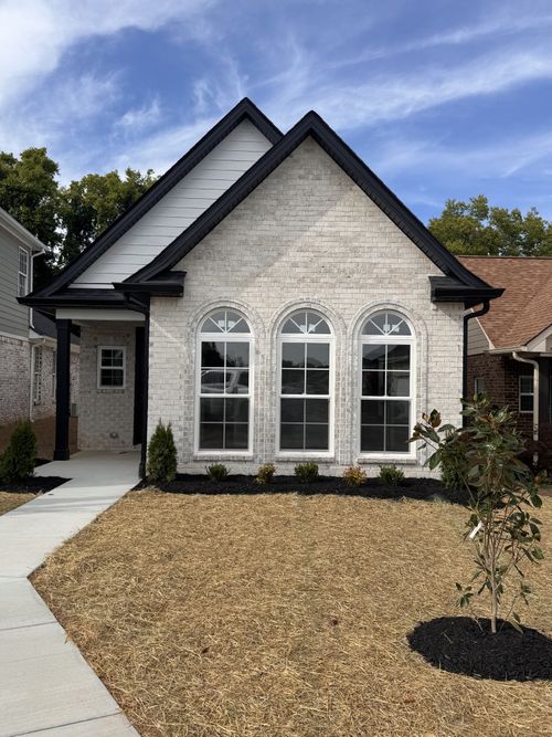 610 Sundance St, Shelbyville, TN, 37160-2948 | Card Image