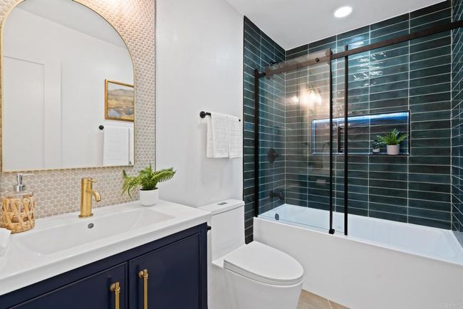 10424 Rancho Carmel Dr, House other with 4 bedrooms, 3 bathrooms and 2 parking in San Diego CA | Image 21