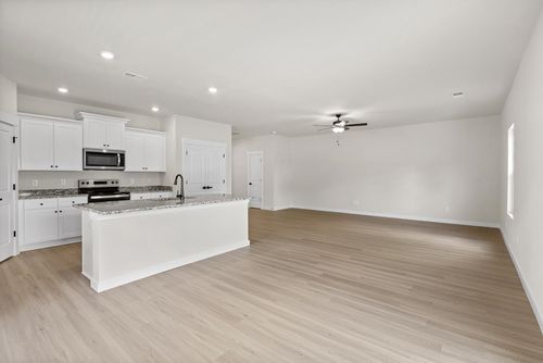 1204 Crested Iris Street, Moore, SC, 29369 | Card Image