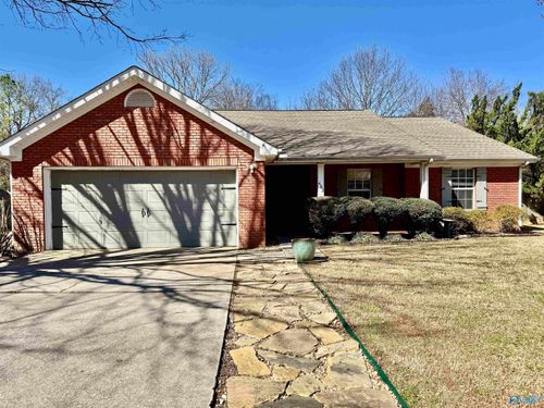 403 Barrington Hills Dr, Madison, AL, 35758-7533 | Card Image