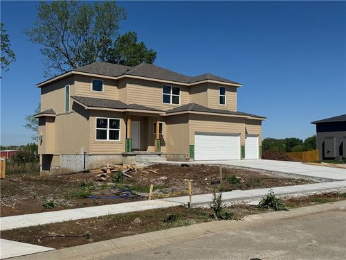 20774 Emerald St, Spring Hill, KS, 66083-7710 | Card Image