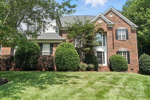 7213 Three Wood Dr, Matthews, NC, 28104-3100 | Card Image