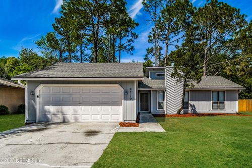 8219 Crosswind Rd, Jacksonville, FL, 32244-6445 | Card Image