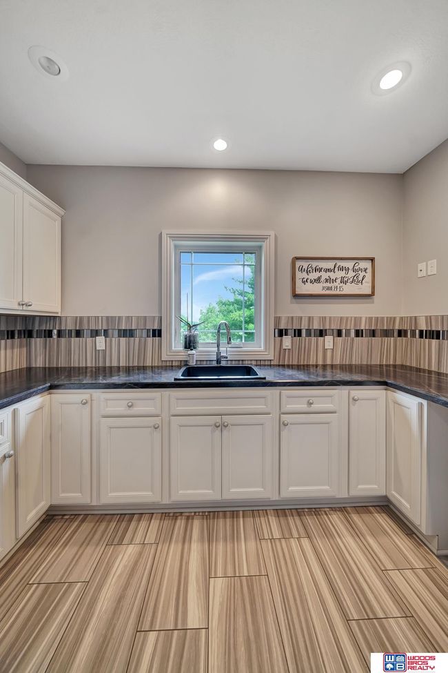 2020 Ridgeline Dr, House other with 5 bedrooms, 4 bathrooms and 3 parking in Lincoln NE | Image 31