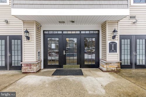 146 Masterson Ct, Ewing, NJ, 08618-1450 | Card Image