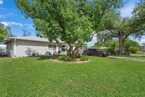 4457 Brooksdale Drive, SARASOTA, FL, 34232 | Card Image