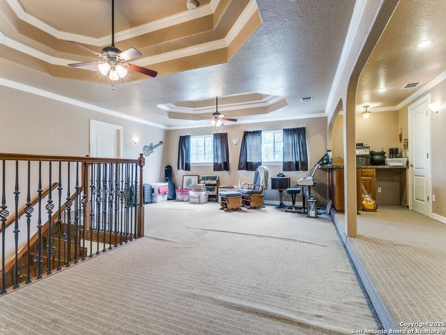6840 S Loop 1604 W, House other with 3 bedrooms, 3 bathrooms and null parking in Von Ormy TX | Image 24
