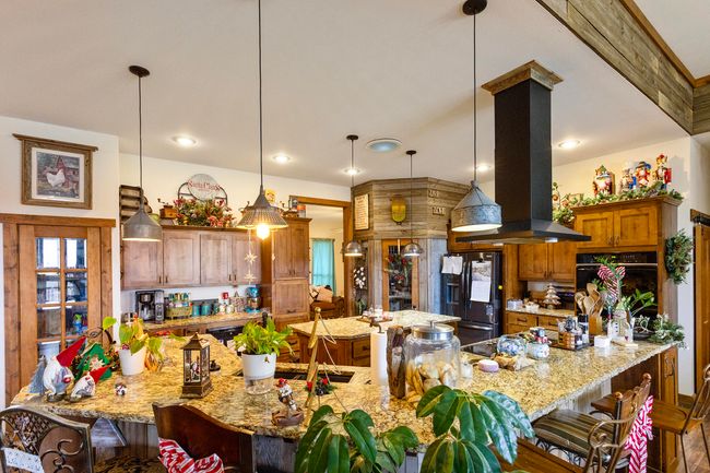Kitchen Area | Image 17
