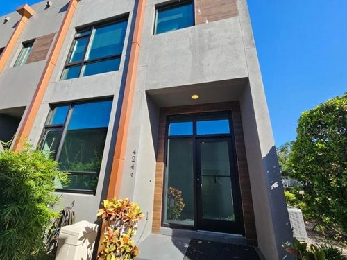 4244 Gauge Line Loop, TAMPA, FL, 33624-5132 | Card Image