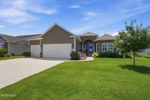 7821 Honeycrisp Ct, Holland, OH, 43528-7625 | Card Image