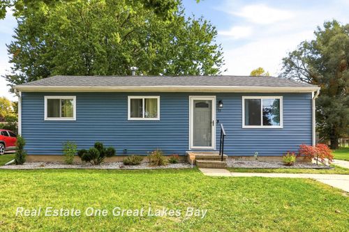 11 Woodward Drive, Saginaw, MI, 48601 | Card Image