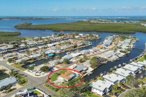 10304 Sandpiper Rd W, BRADENTON, FL, 34209-3031 | Card Image