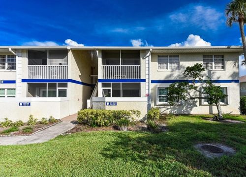 107-1531 Se Royal Green Cir, Port St Lucie, FL, 34952-7670 | Card Image