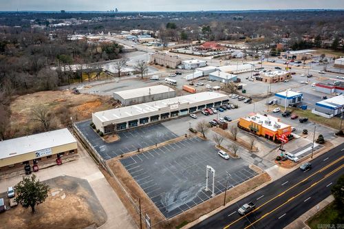 208 E Kiehl Ave, Sherwood, AR, 72120-2963 | Card Image