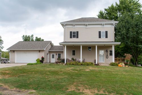 410 E Washington St, Monroe, IA, 50170-7832 | Card Image