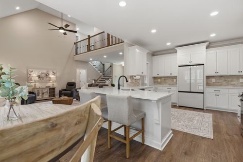 15 Nature Ridge Rd, Tullahoma, TN, 37388-6524 | Card Image