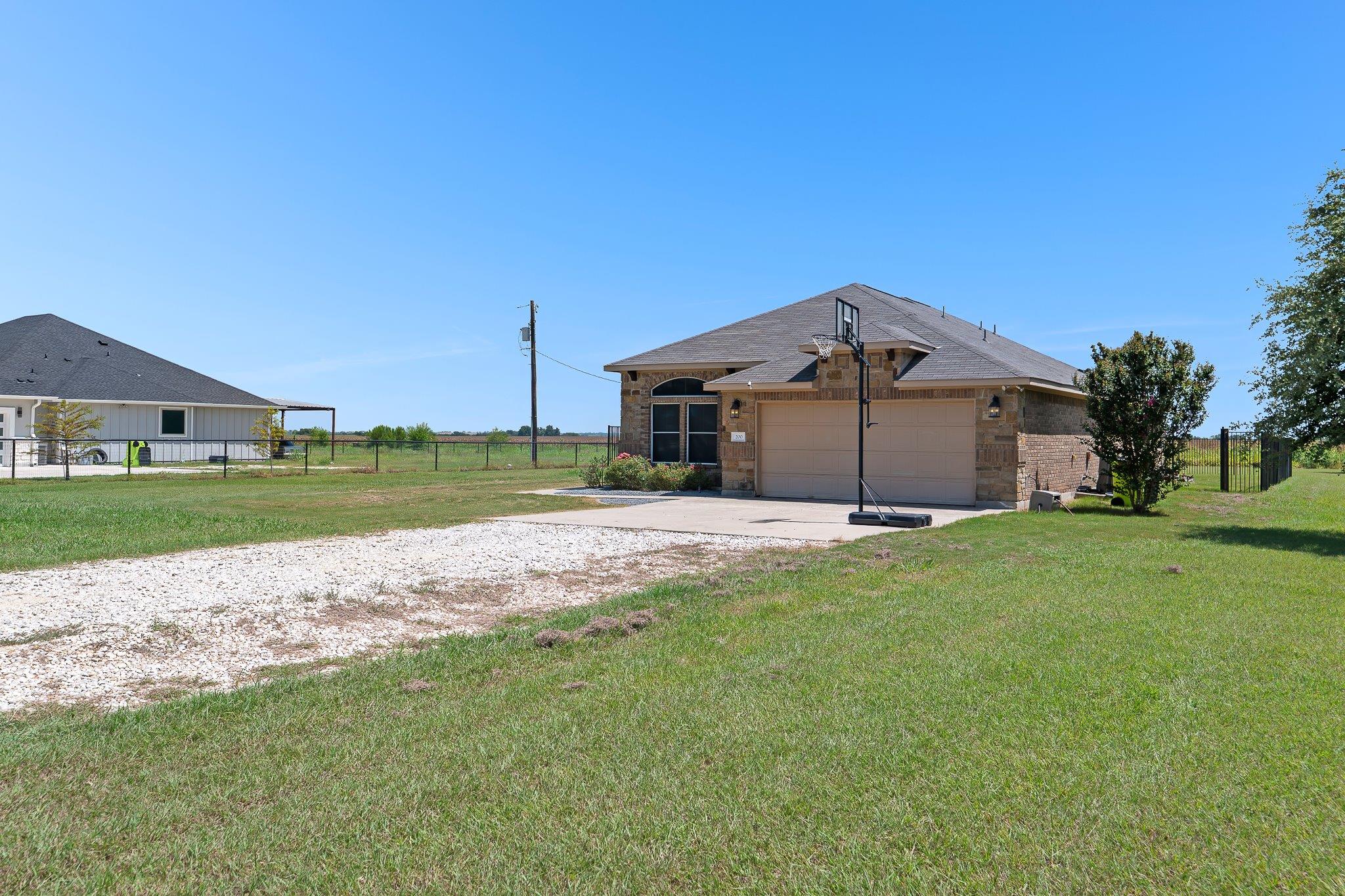 Residential Lease in Taylor 2