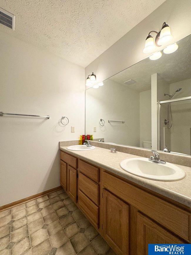 1630 Sawyer St, Townhouse with 3 bedrooms, 3 bathrooms and 2 parking in Lincoln NE | Image 24