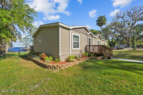 102 Lake Shore Ln, Crescent City, FL, 32112-4012 | Card Image