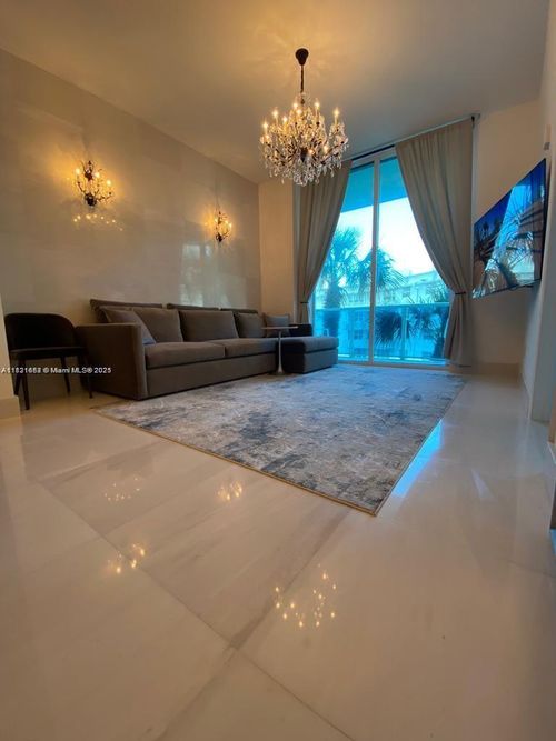 apt-211-1945 S Ocean Dr, Hallandale Beach, FL, 33009-6077 | Card Image