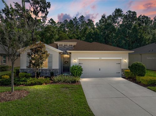 12717 Eastpointe Dr, DADE CITY, FL, 33525-8660 | Card Image