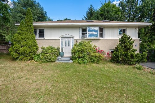 10 Hopkinton Rd, Upton, MA, 01568-1014 | Card Image
