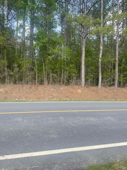 010 Bobby Hope Rd, Rose Hill, NC, 28458-7660 | Card Image