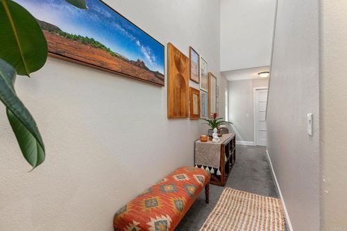 4556 Cove Dr, Carlsbad, CA, 92008-4209 | Card Image