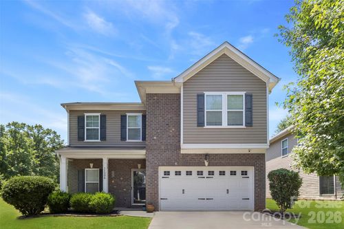 11206 Pond Valley Ct, Charlotte, NC, 28269-5041 | Card Image
