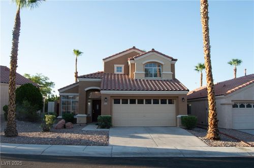 8012 Pottery Creek Dr, Las Vegas, NV, 89128-7983 | Card Image
