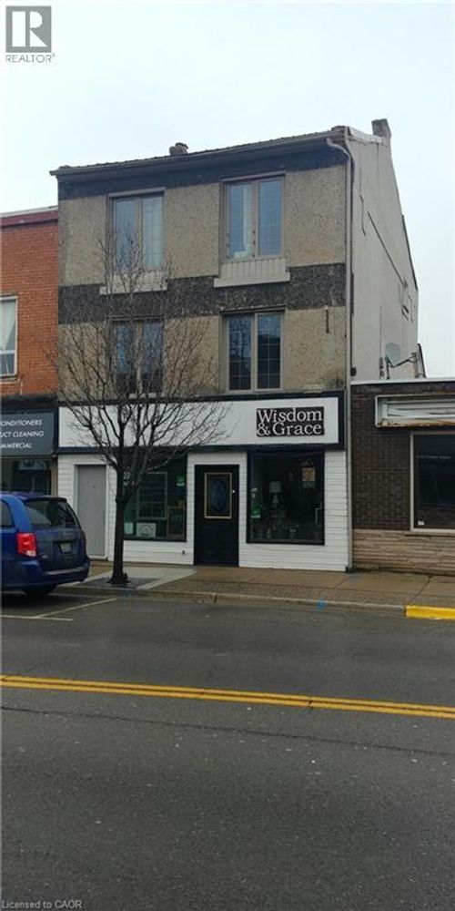 46 Argyle St N, Caledonia, ON, N3W1B8 | Card Image