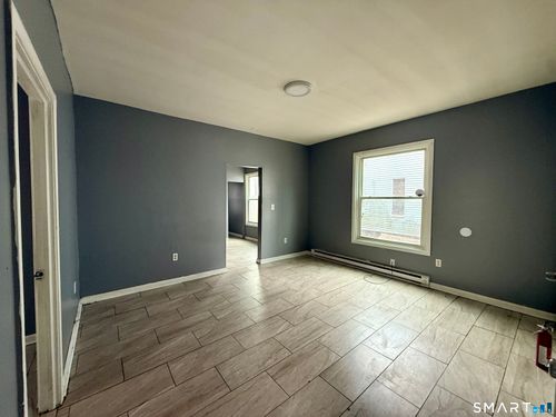 1-72 Burton St, Waterbury, CT, 06704-3462 | Card Image