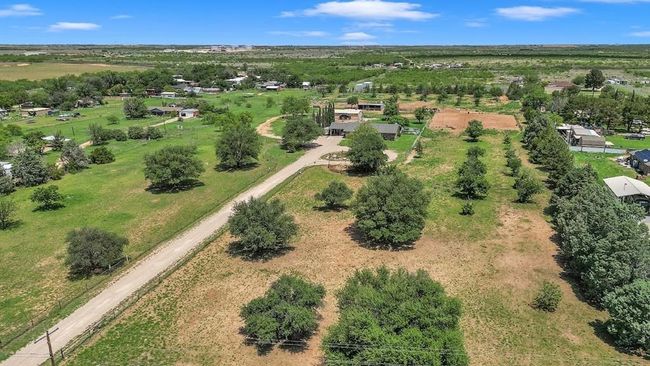 7605 N Service Rd, House other with 3 bedrooms, 2 bathrooms and 2 parking in Big Spring TX | Image 21
