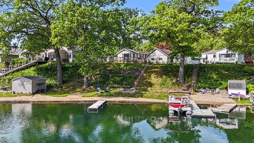 2329 Schimperle Drive Ne, Grand Rapids Charter Township, MI, 49525 | Card Image